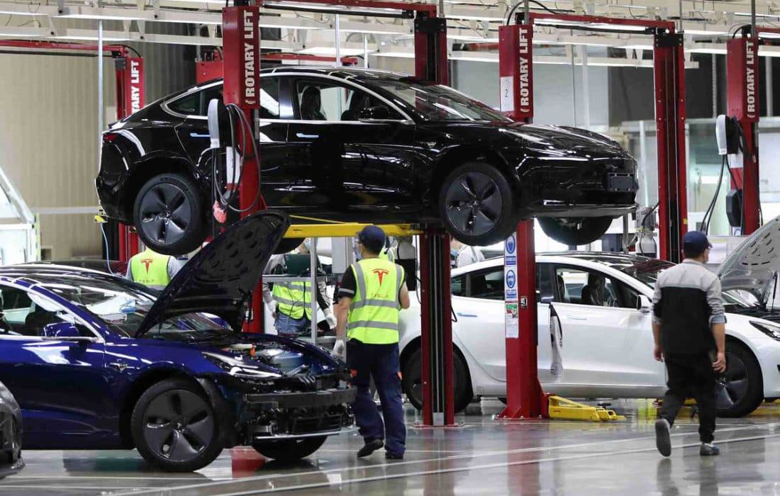 چین آماده تبدیل شدن به قطب تولید خودروهای الکتریکی در جهان است